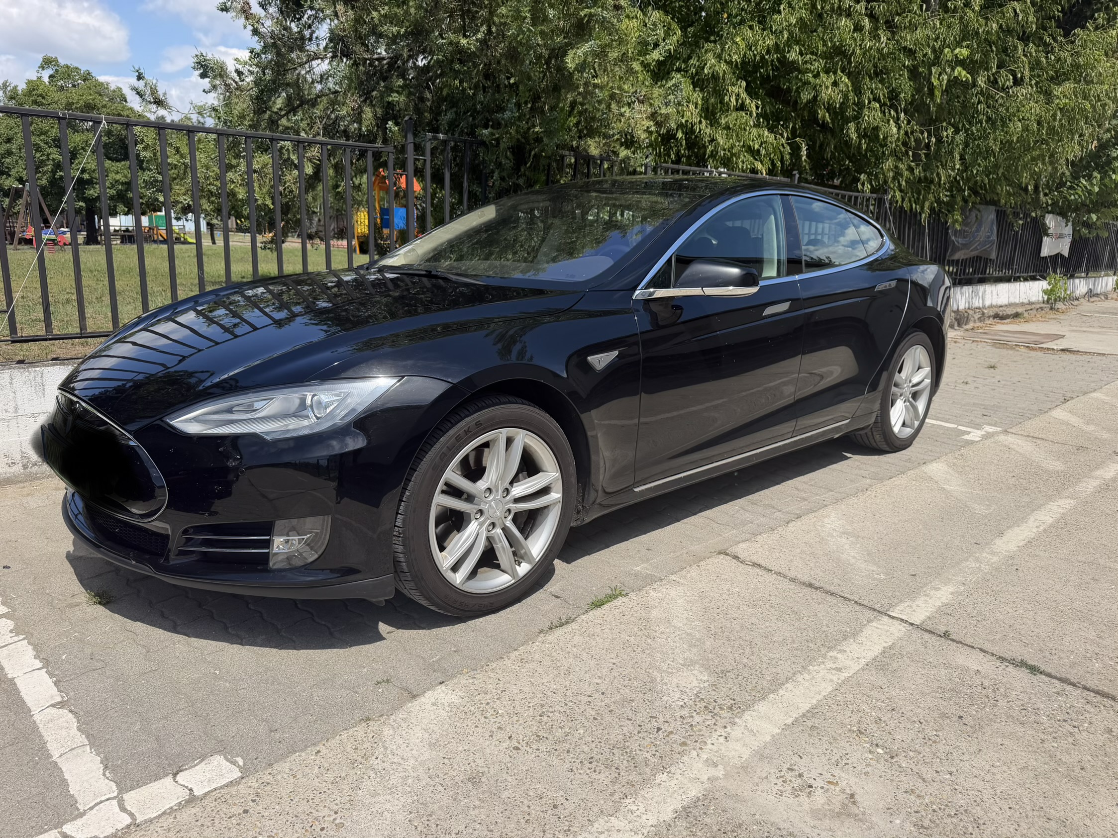 Tesla Model S 85 (Automata)